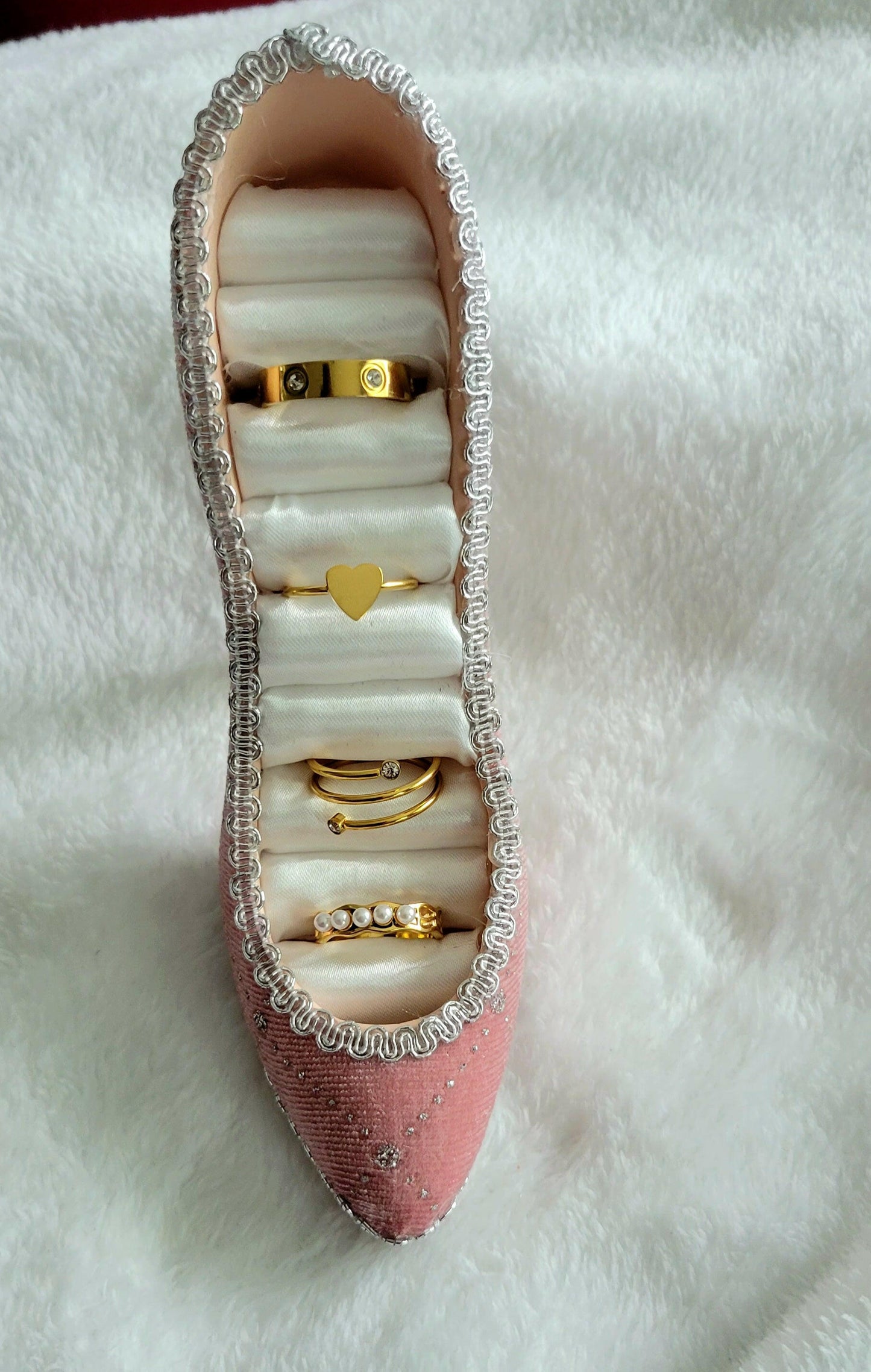 "HEART "RING,18K GOLD PLATED STEEL.