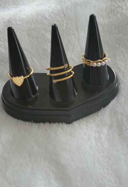 Finger ring,18k gold plated.