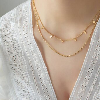 Necklace 18k Gold-plated steel.