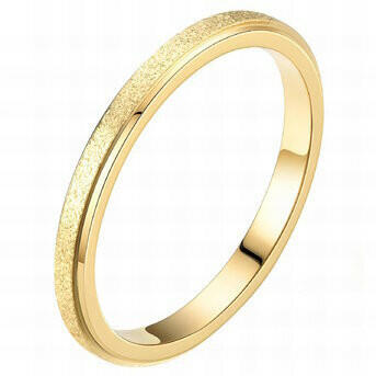Croissant Ring 18k Gold-plated steel.
