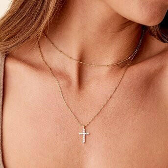 Cross necklace 18k gold plated.